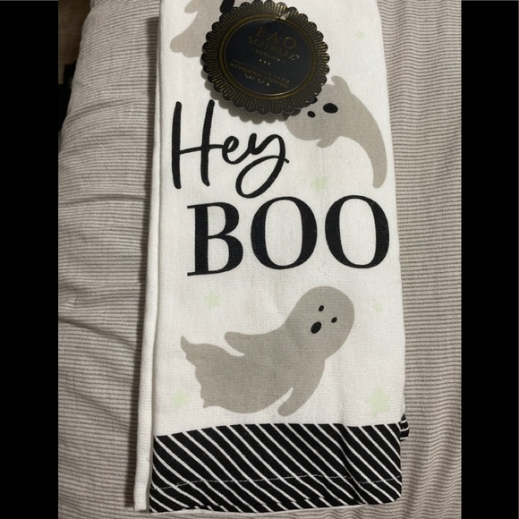 Fao Schwarz Hey Boo Set Of 2 Kitchen Towels Glow In The Dark - Picture 1 of 1